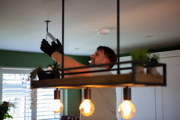 Best Affordable Emergency Electrician  in Warson Woods, MO