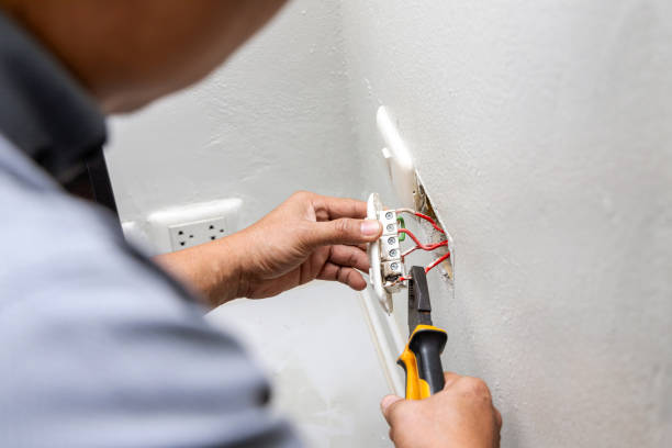 Best Local Electrician Companies  in Warson Woods, MO